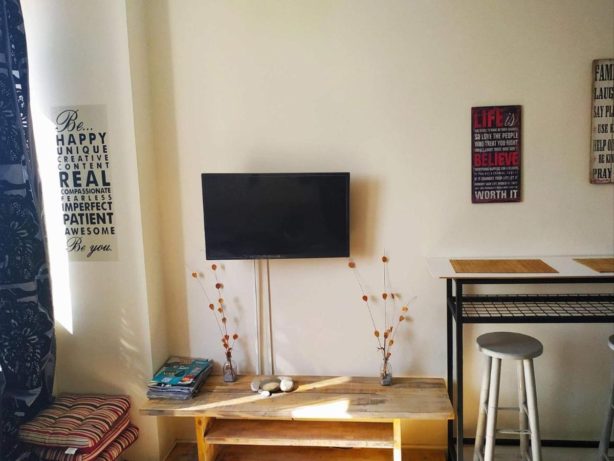 Ippokratis' Open View Studio Apartment Thessaloniki Exterior photo